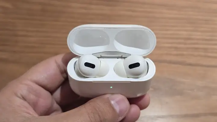 AirPods Pro (1 поколение)