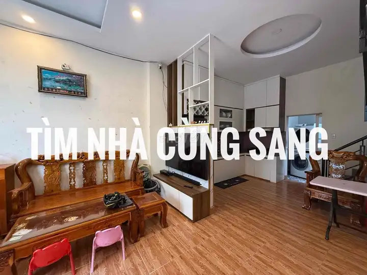 Дом 11м с мебелью, рядом с Vạn Phúc City