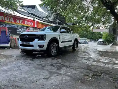 Ford Ranger XLS 2024 AT белого цвета, пробег 60 000 км