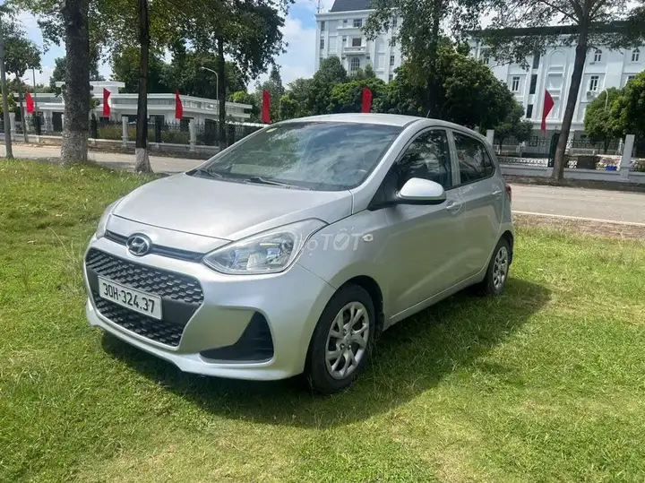 Hyundai i10 SX 2017 МКПП Серебристый