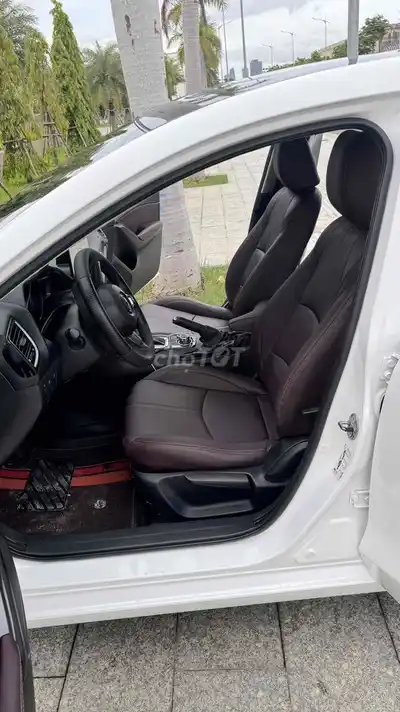 Mazda 3 2015 1.5 AT Седан Белый Автомат