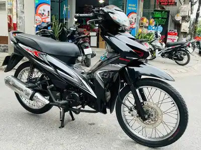 Honda Wave RSX 110 2011 черный, отличное состояние, мягкий ход
