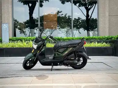 Honda Zoomer X 2017 зелёный хаки 29C1 с кнопки
