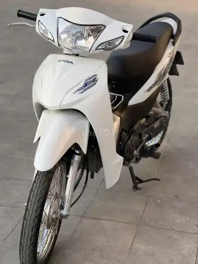 Honda Wave Alpha 110cc 2023, отличное состояние, родной мотор, номера Ханоя