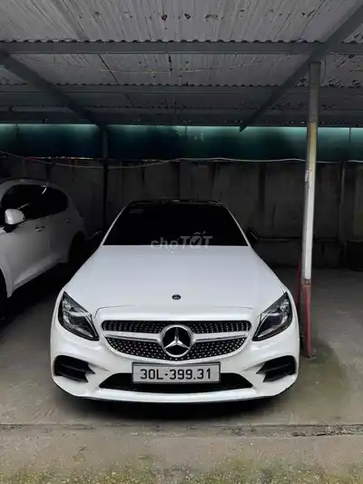 Mercedes-Benz AMG 2.0L 2019 Белый