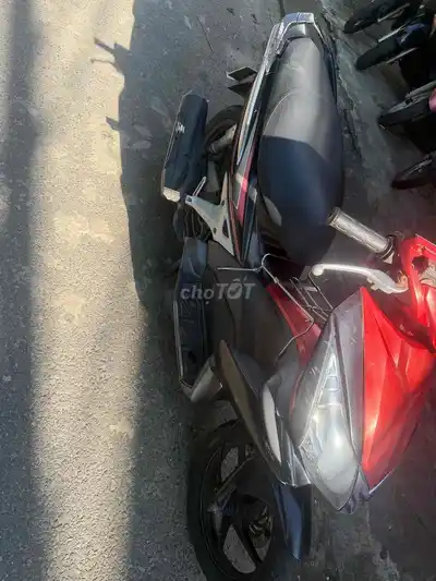 Honda Air Blade, черно-красный, вьетнамский