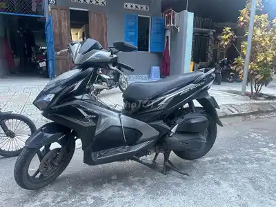 HONDA AIR BLADE 125CC ЧЕРНО-СЕРЕБРИСТЫЙ