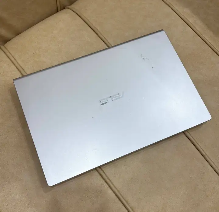 Ноутбуки ASUS ZenBook UX325J, ASUS X415E, монитор Laptomo 14"