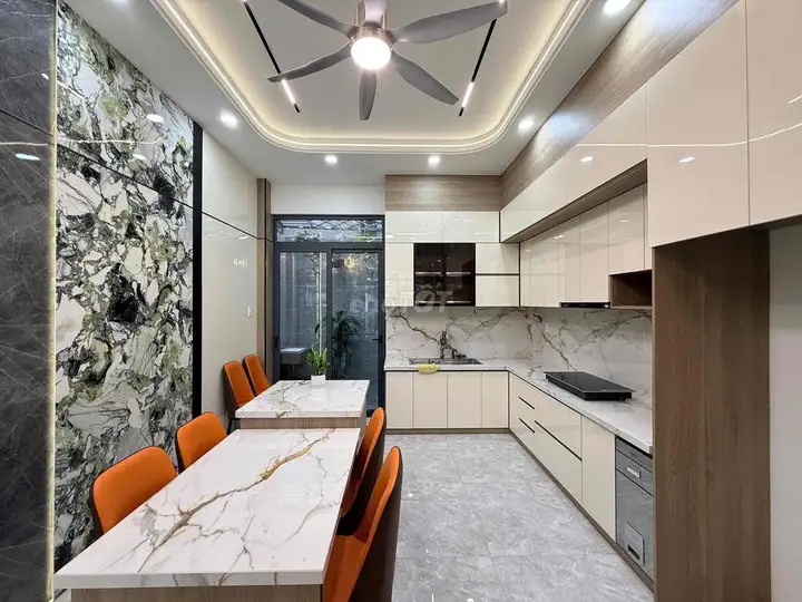 Новый дом 4x18 в Thạnh Xuân, Q12, 5.3 млрд