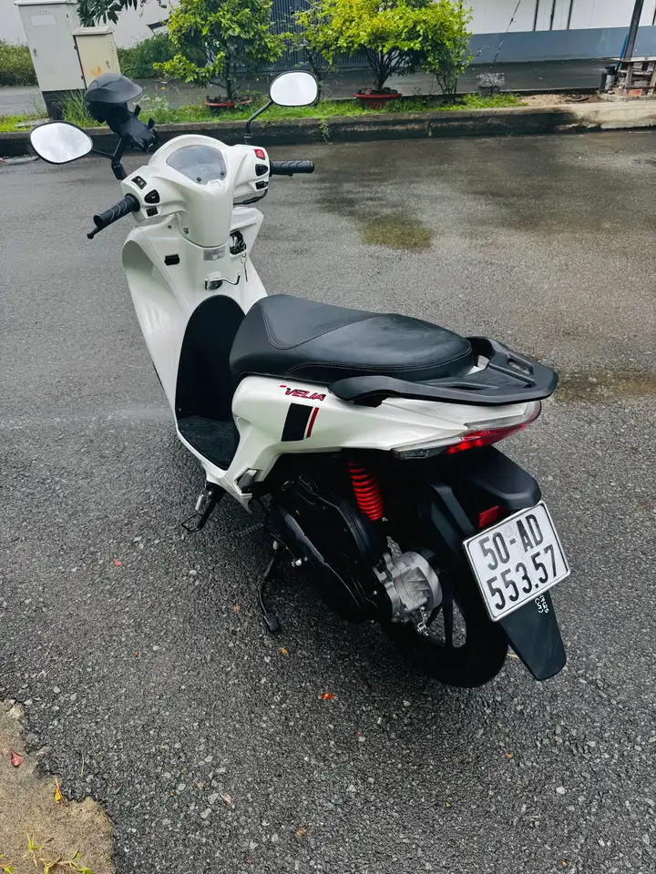 Мотоциклы Espero Velia 50cc (белый и чёрный)