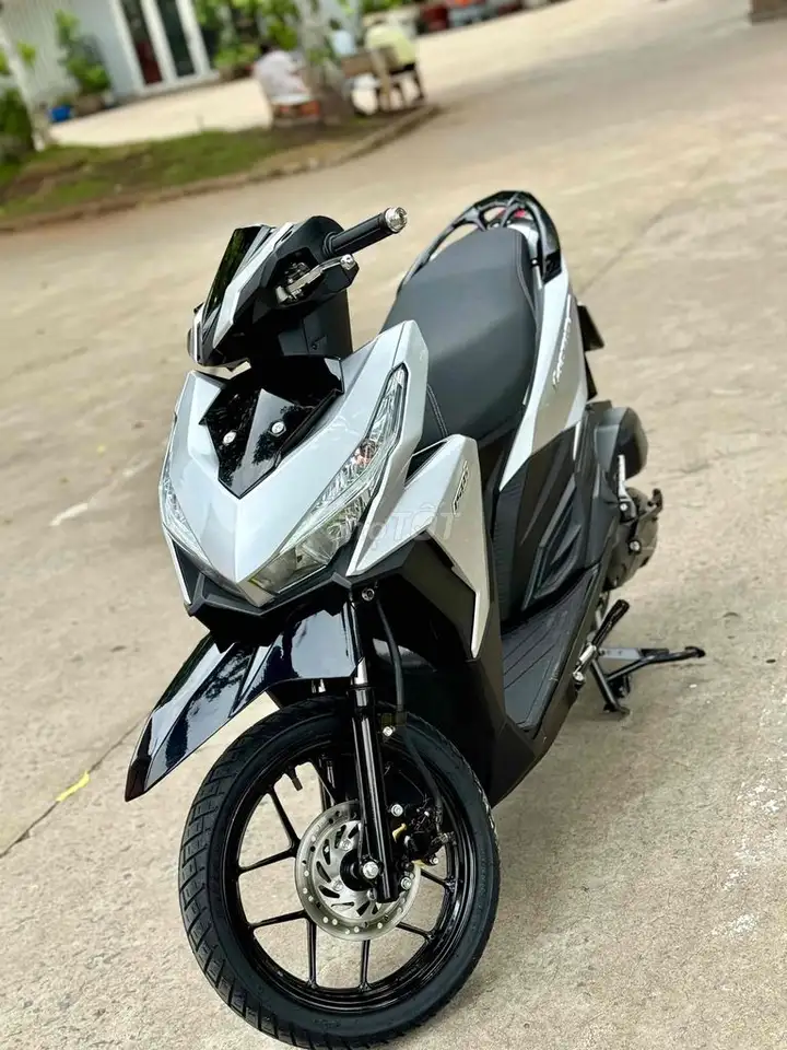 Honda Vario 150 2018, серебристо-черный, рассрочка 50%