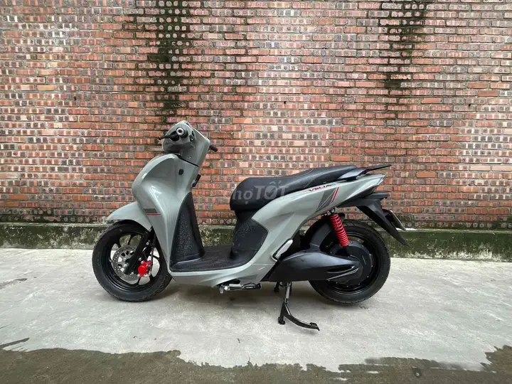 Электроскутер Vespa Vision 2026 Серый Б/у