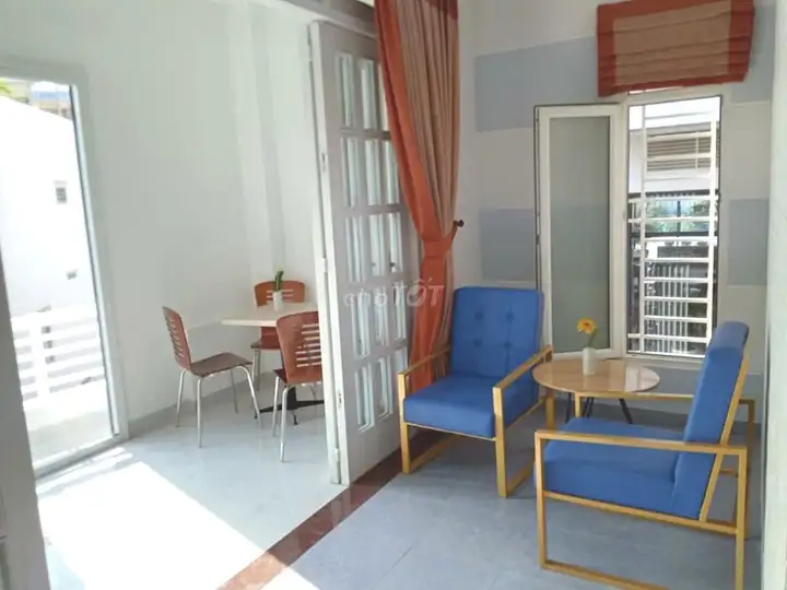 Апартаменты 42 м², 1 спальня, балкон, большие окна, просторная площадь