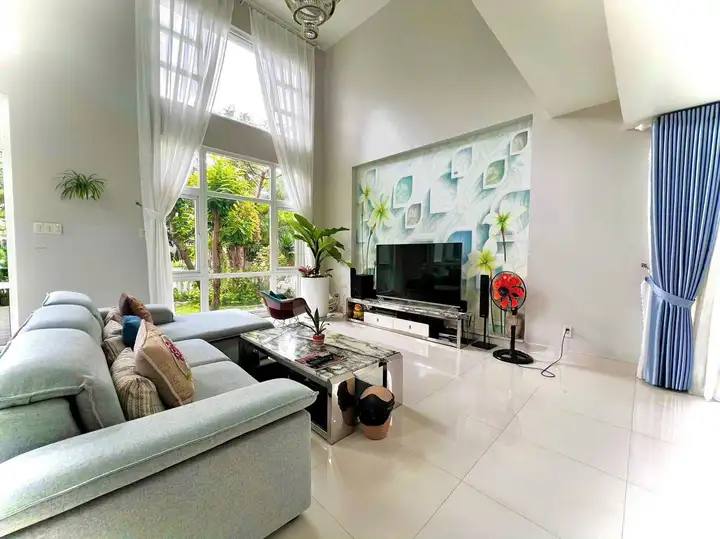 Garden Villa for Rent in An Vien