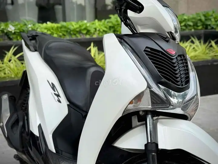 Honda SH 125 CBS 2018 белый Спорт с красивым номером