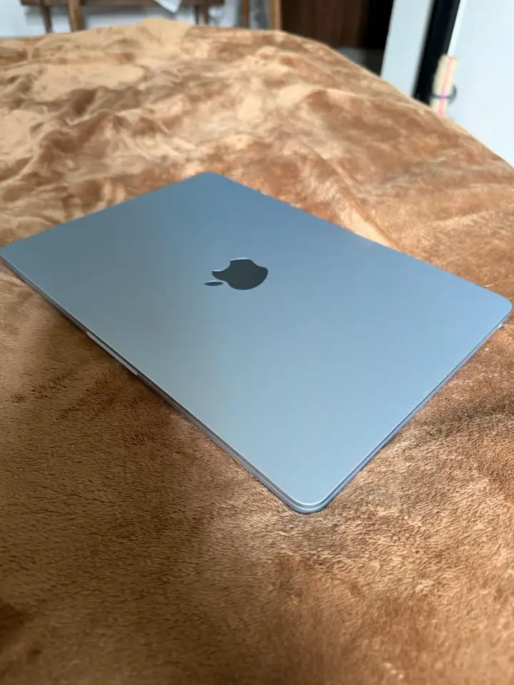MacBook Air 13 M5 16/512 Sky Blue