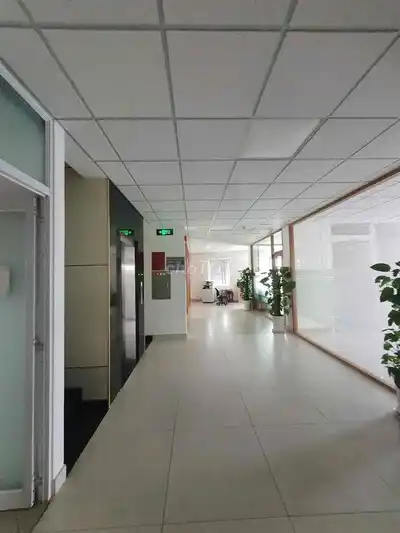 Угловой коттедж с 2 фасадными сторонами в ЖК Cityland Park Hills
