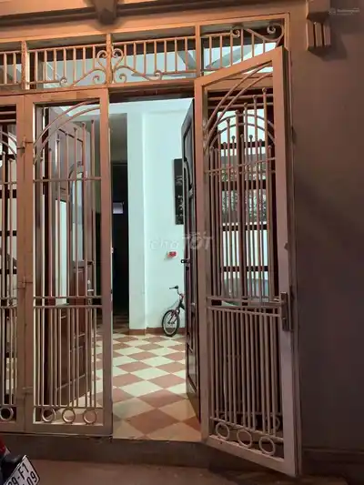 Аренда дома 43 кв.м х 3 этажа в переулке 39 Ау Ко, Тей Хо