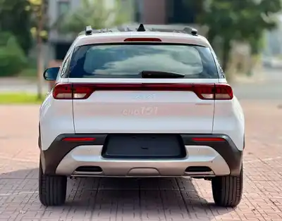 Kia Sonet 2024 1.5 Premium — практически без пробега, 5000 км!