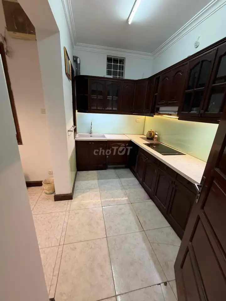Дом в переулке 36 Дао Тан, 70м² x 4 этажа, 4 спальни