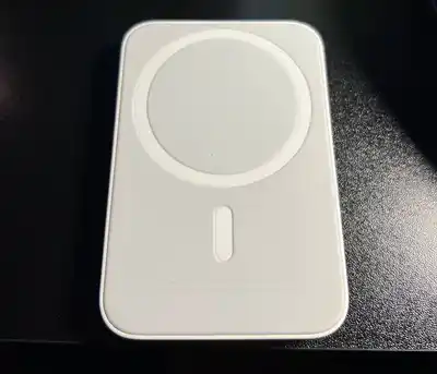 Apple MagSafe Battery Pack