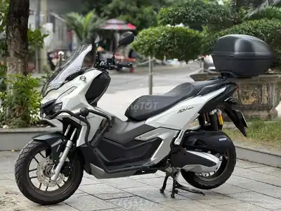 ADV 160cc 2025, белый, 7000 км, Smartkey, ABS, красивый как новый