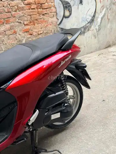 Yamaha Janus 125fi 2017 Красная машина для окраски 25000 км