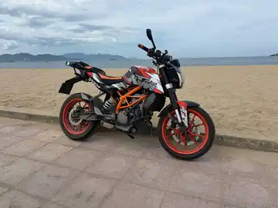 KTM 390 Duke 2015