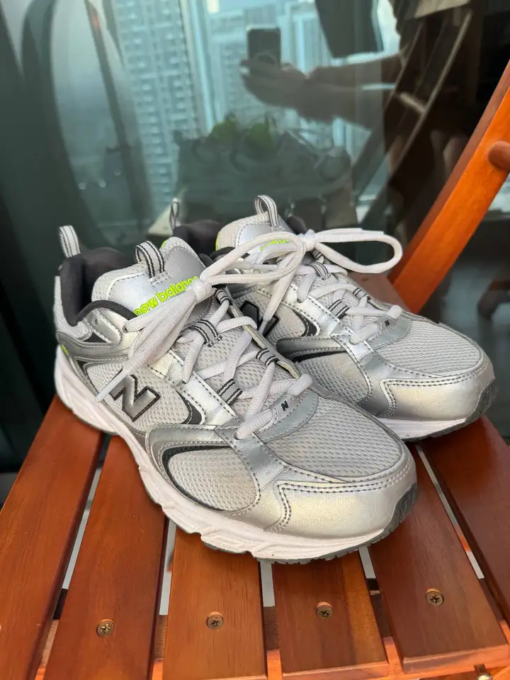 Продаются кроссовки New balance ML408C