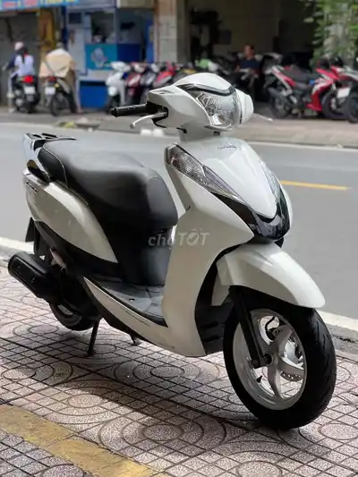 Свинец 125 2014 Белый BSTP - МОДЕЛЬ АВТОМОБИЛЯ - ДОСТАВКА 0