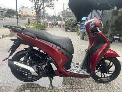 Хонда SH125 2016 красная