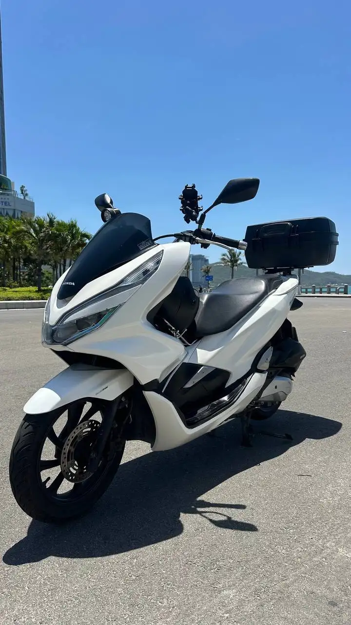 Honda PCX 3 поколение 2018