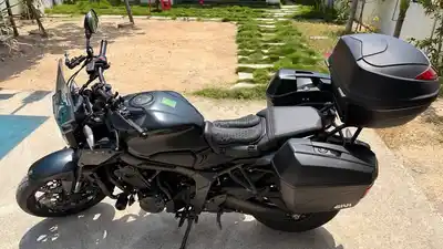 Honda CB650R 2024