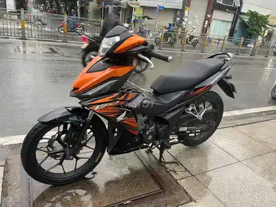 Honda Winner 2018 Черно-оранжевый 90% новый