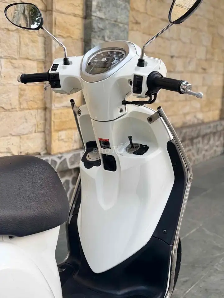 Yamaha Grande 125fi белый, родной мотор в отличом состоянии, 1 хозяин