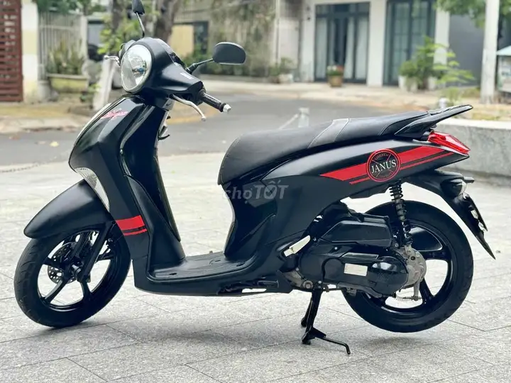 Yamaha Janus 2018 Юбилейная версия Черная