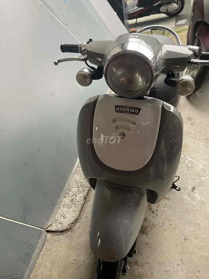 Мотоцикл Honda Giorno 50cc серый