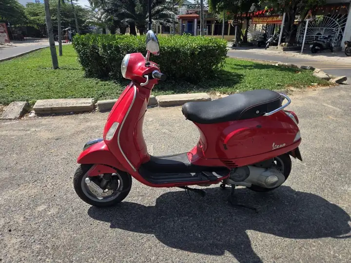 Vespa LX125