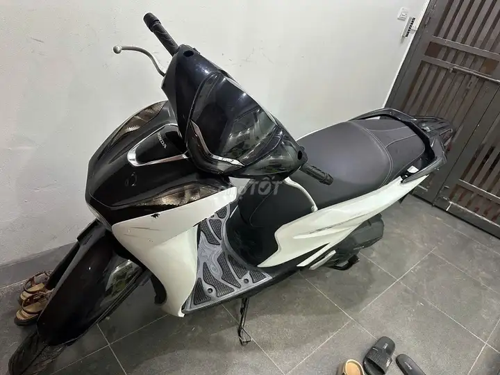 Honda SH 150 ABS 2020 черный, 15 000 км