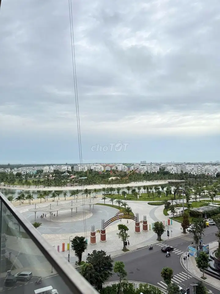 The Beverly: 2-комн. кв. 80 м², вид на парк 36 га