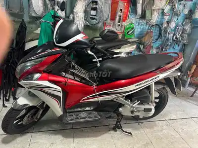 Honda Air Blade красно-бело-черный
