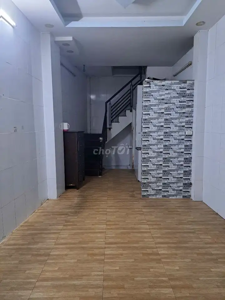 Сдается благоустроенный дом в безопасном районе, рядом с рыком