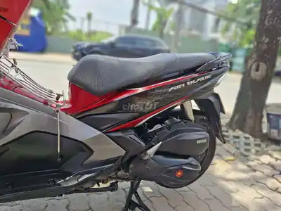 Honda AB 125 Fi 2017 Красно-черный Хайзыонг