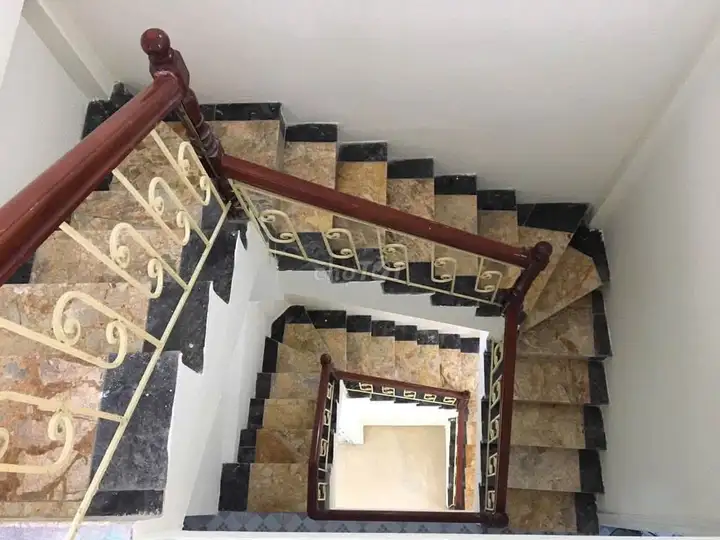 Cho thuê nhà nguyên căn 46m2, 3 tầng, 3 ngủ, Đào Tấn, Ba Đình