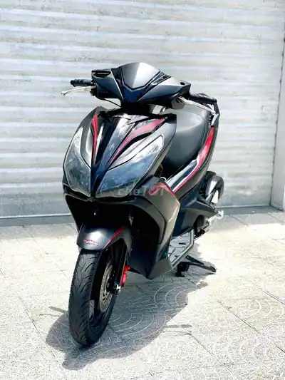 Honda Air Blade 2015, черный, юбилейная версия