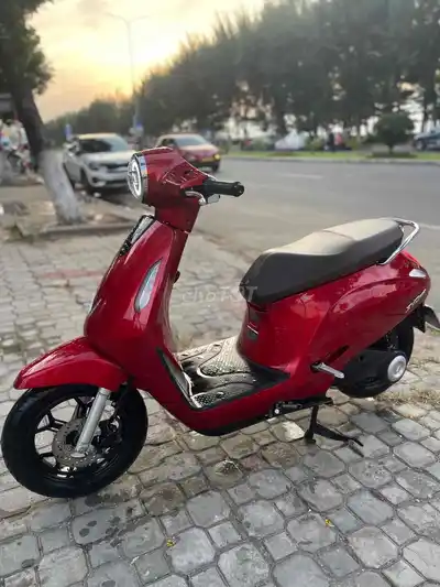 Электроскутер Vinfast Evo 200 2025 Красный
