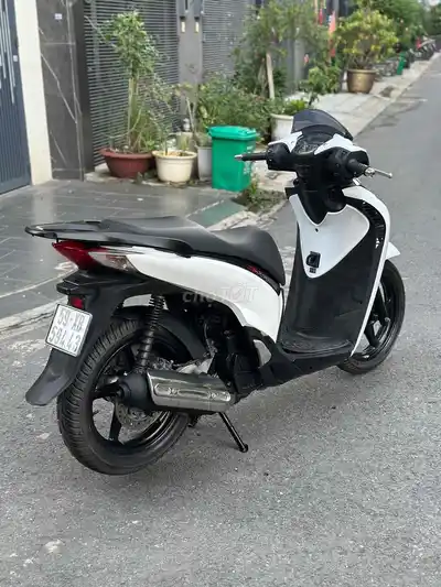 Продается мопед Honda SH 125cc, 2014 г.в., ключ Smartkey