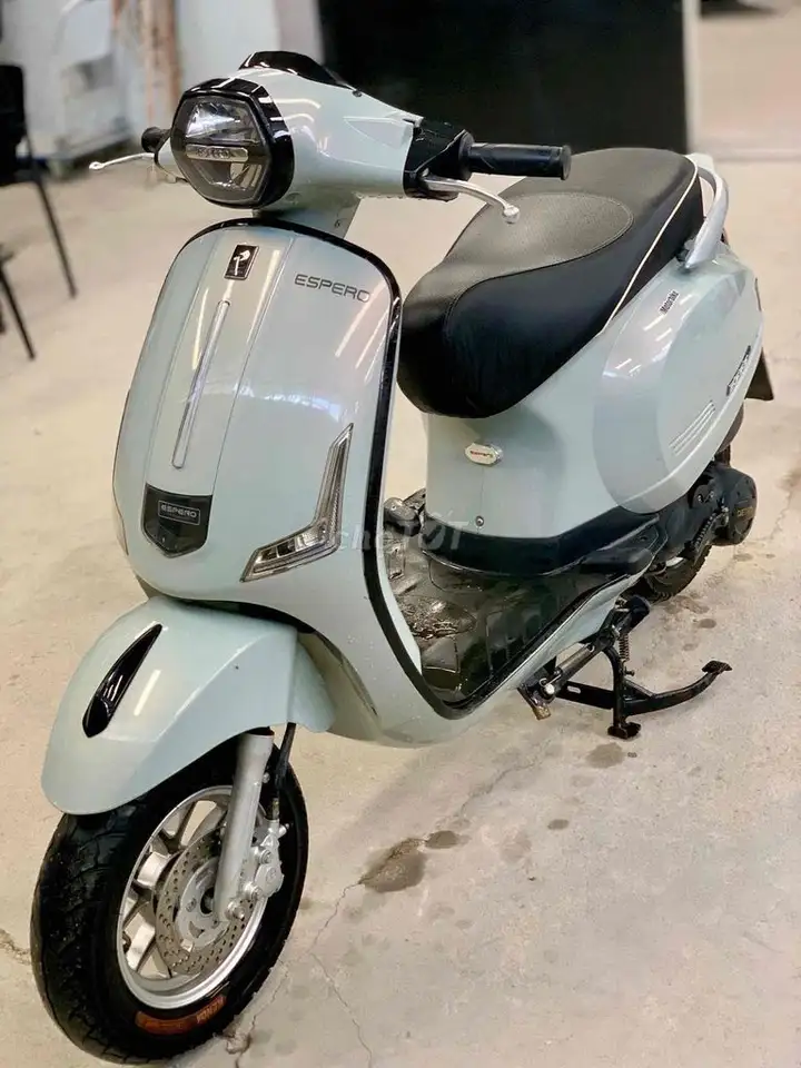 Espero 50 сине-фиолетовый, пробег 8700 км, красивый, собственник