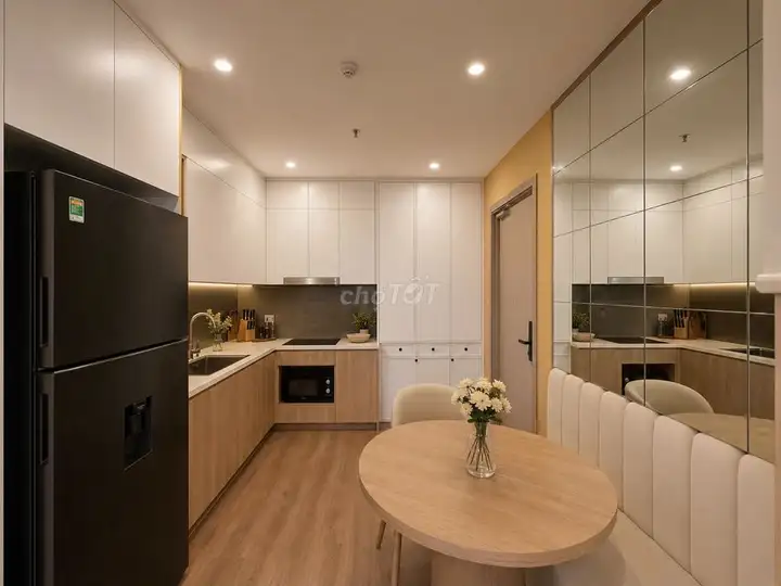 2-комн. квартира 64 м², угловая, Vinhomes Smart City, полная меблировка