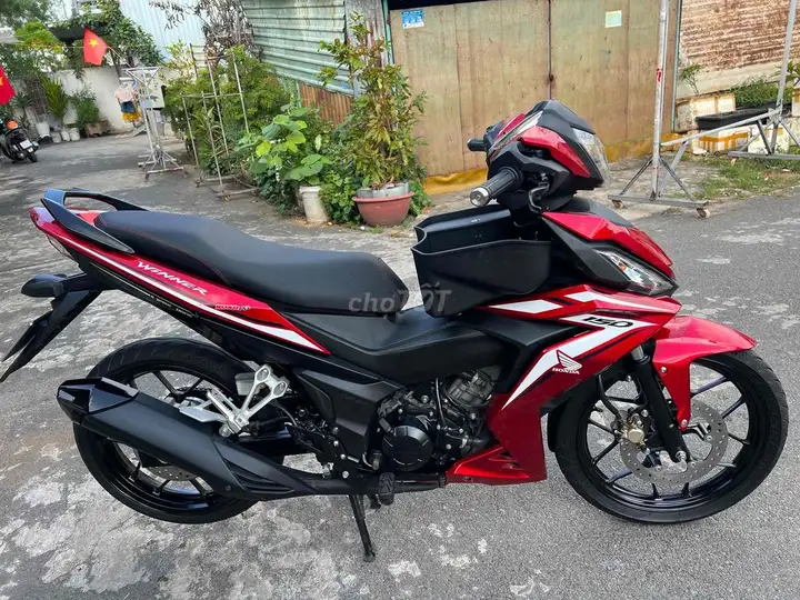 Honda Winner 2018, красный, механика